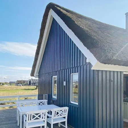 4 Person Holiday In Harbo Re *